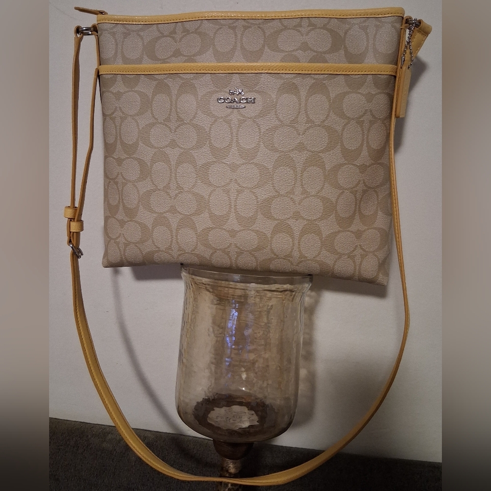 Coach Signature Khaki/ Yellow Canvas Crossbody File Bag Classic Monogram F34938